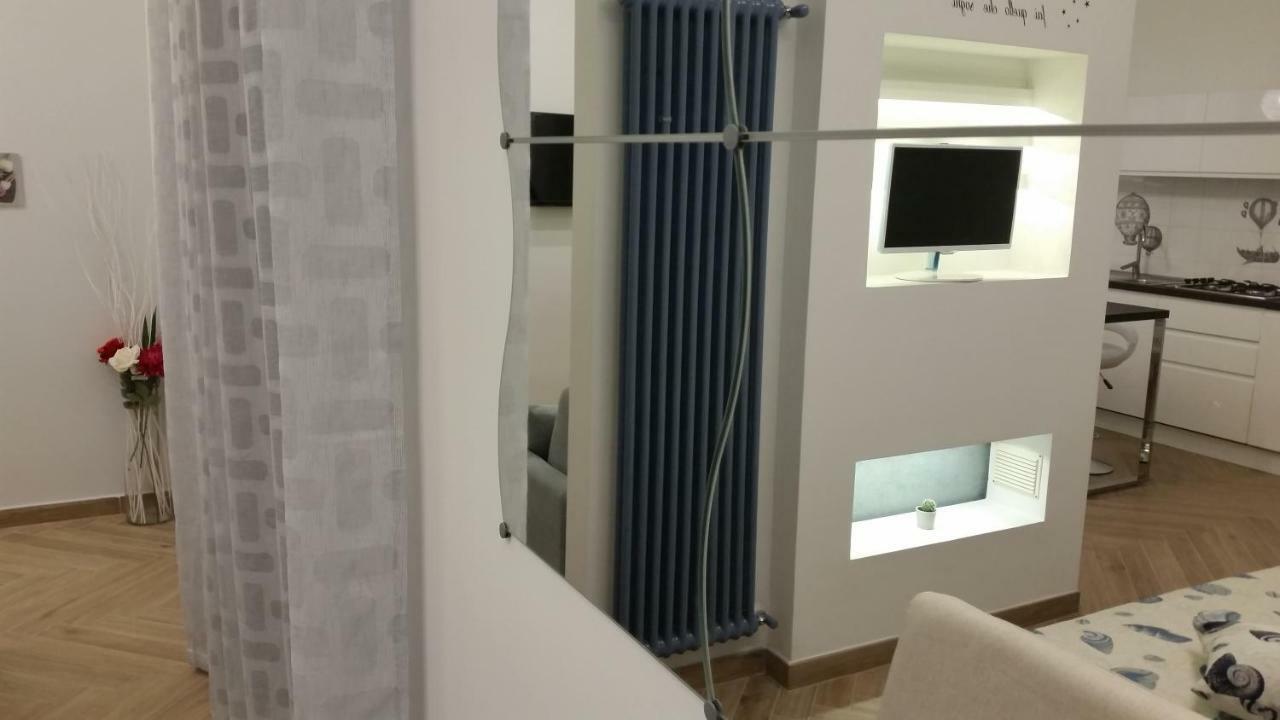La Mongolfiera Apartment Napoli Bagian luar foto
