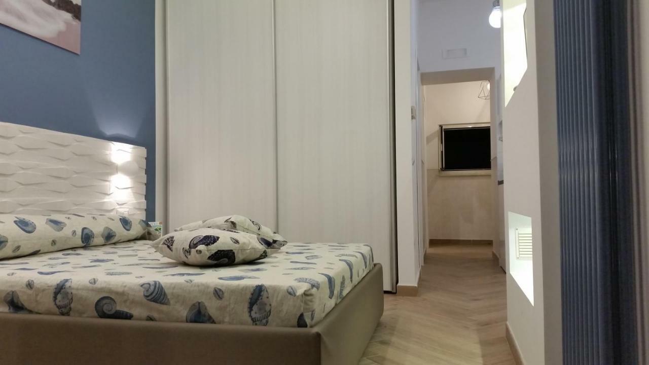 La Mongolfiera Apartment Napoli Bagian luar foto
