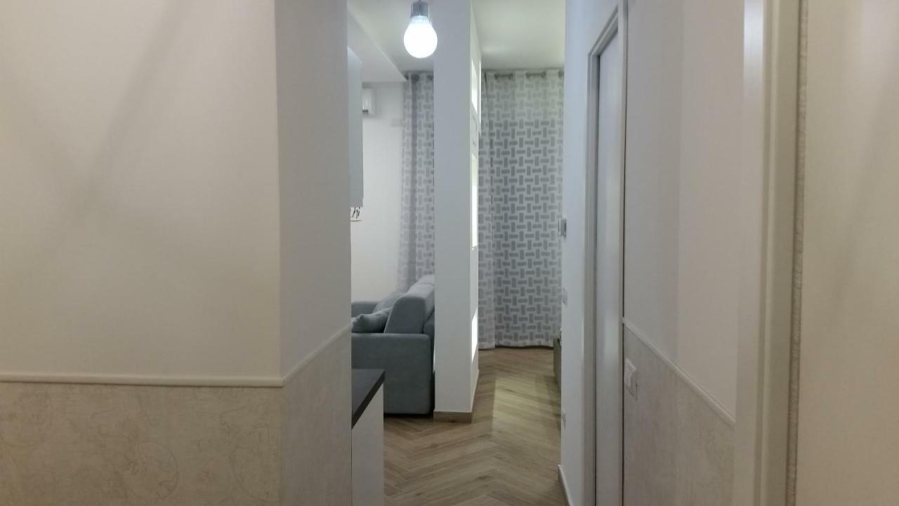 La Mongolfiera Apartment Napoli Bagian luar foto